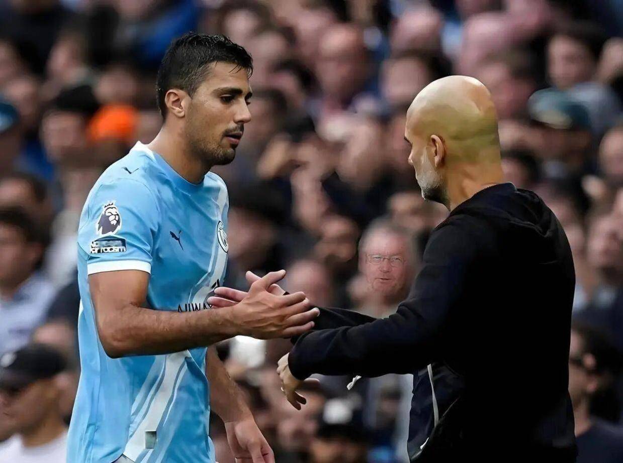 瓜帅再次玩火失败！金球后腰成球队软肋，密集赛程让他争冠无望